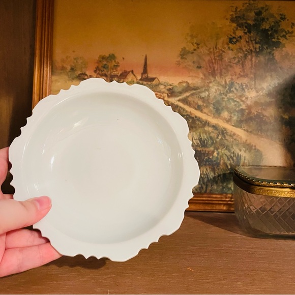 Vintage White Pedestal Candy Dish - Picture 4 of 5